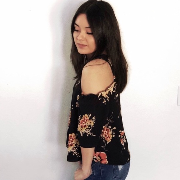 🔻LAST (S) Peach Echo Blouse - Picture 3 of 5